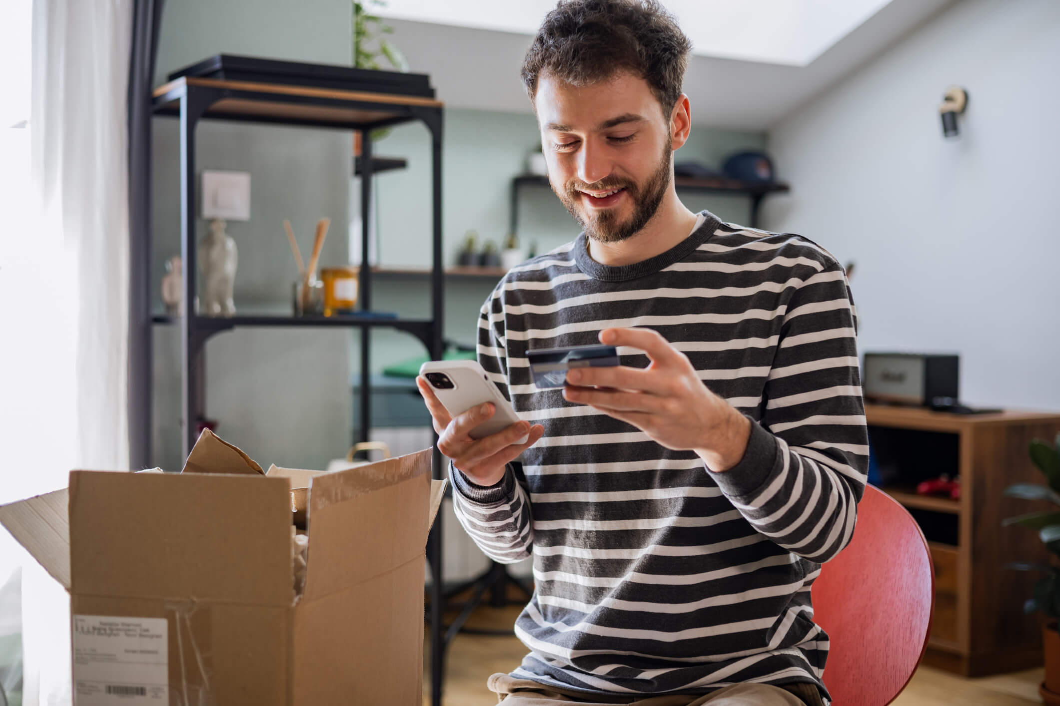 Kako je mobilni telefon postao glavni kanal za online shopping